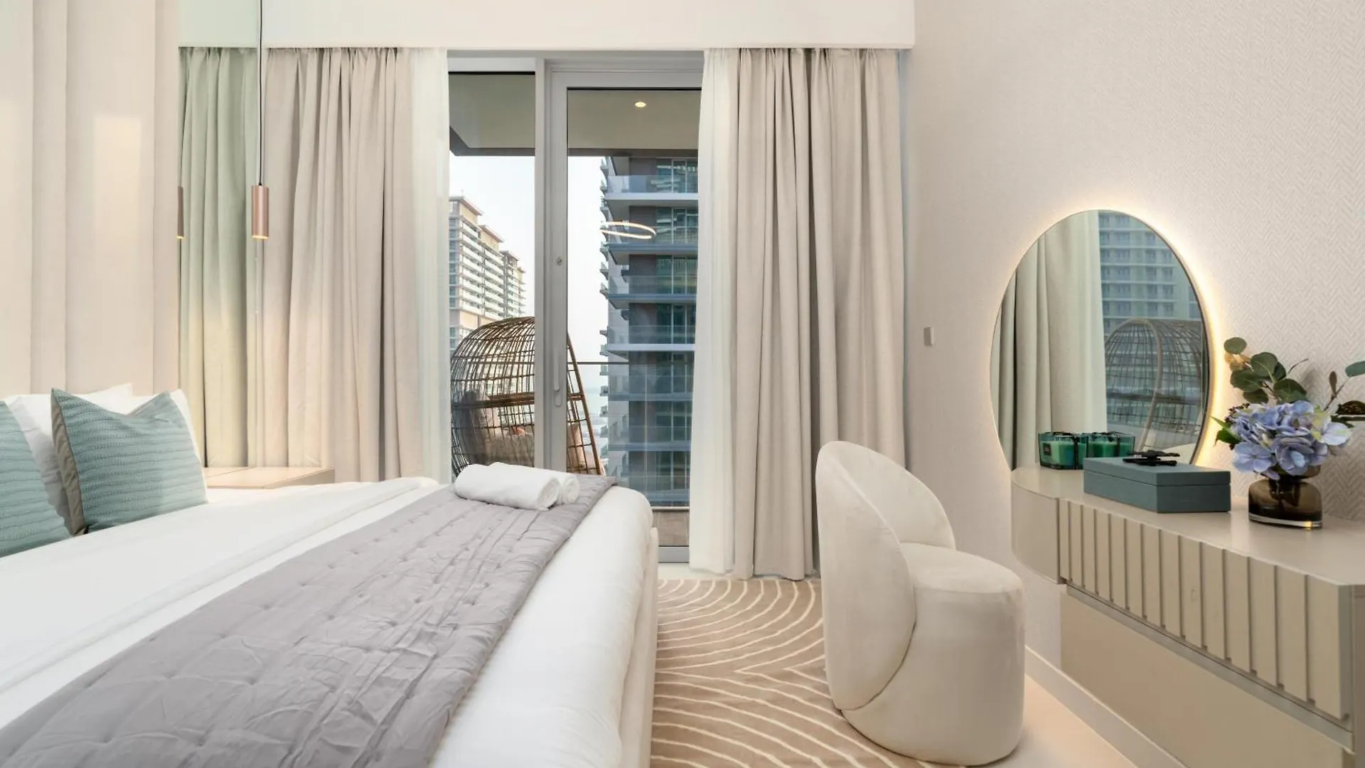 Apartment Beach Isle Tower 2 - Beachfront Stunning - Full Sea Views Dubai United Arab Emirates