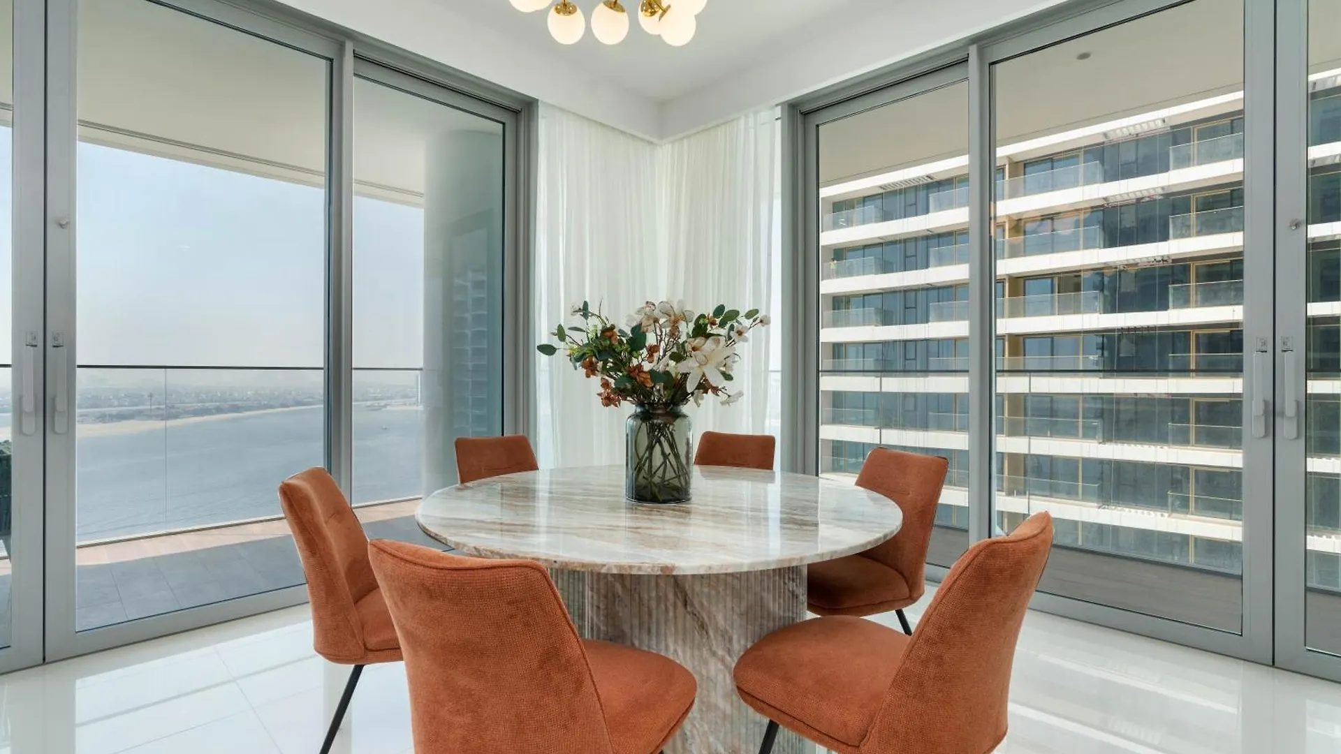 Beach Isle Tower 2 - Beachfront Stunning - Full Sea Views Dubai