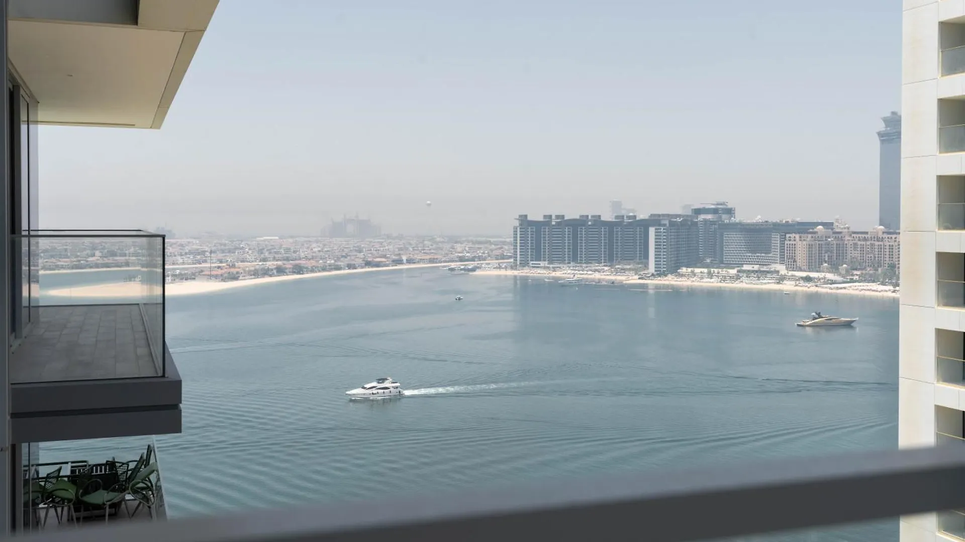 Beach Isle Tower 2 - Beachfront Stunning - Full Sea Views Dubai United Arab Emirates