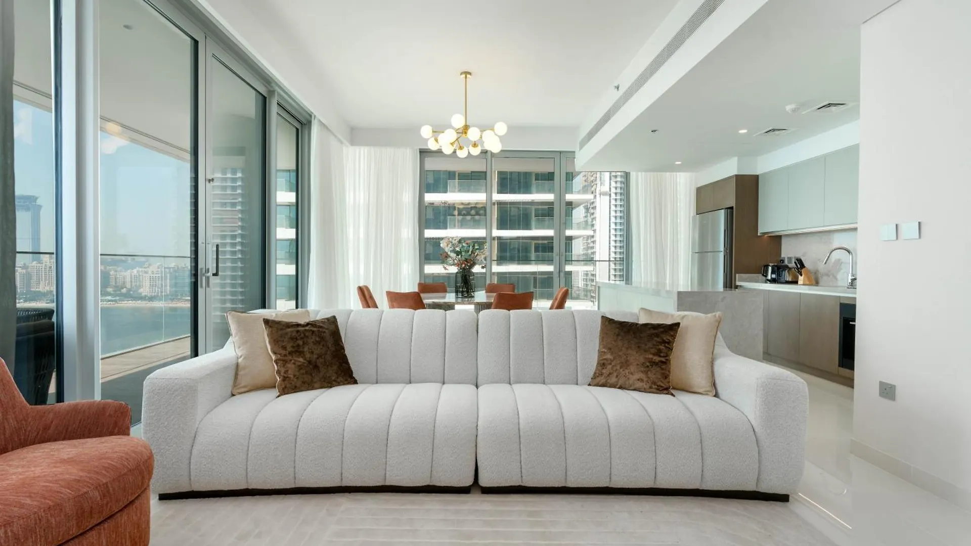 Apartment Beach Isle Tower 2 - Beachfront Stunning - Full Sea Views Dubai