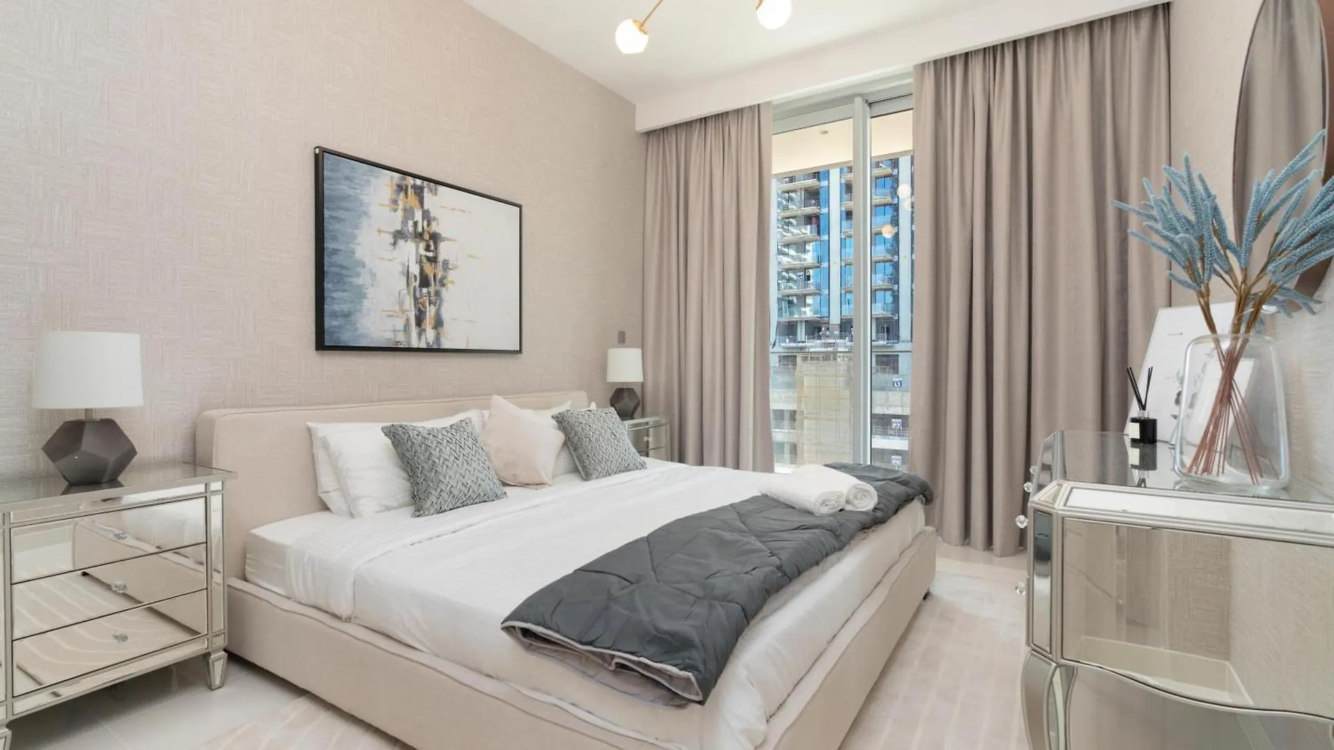 Beach Isle Tower 2 - Beachfront Stunning - Full Sea Views Dubai 0*,