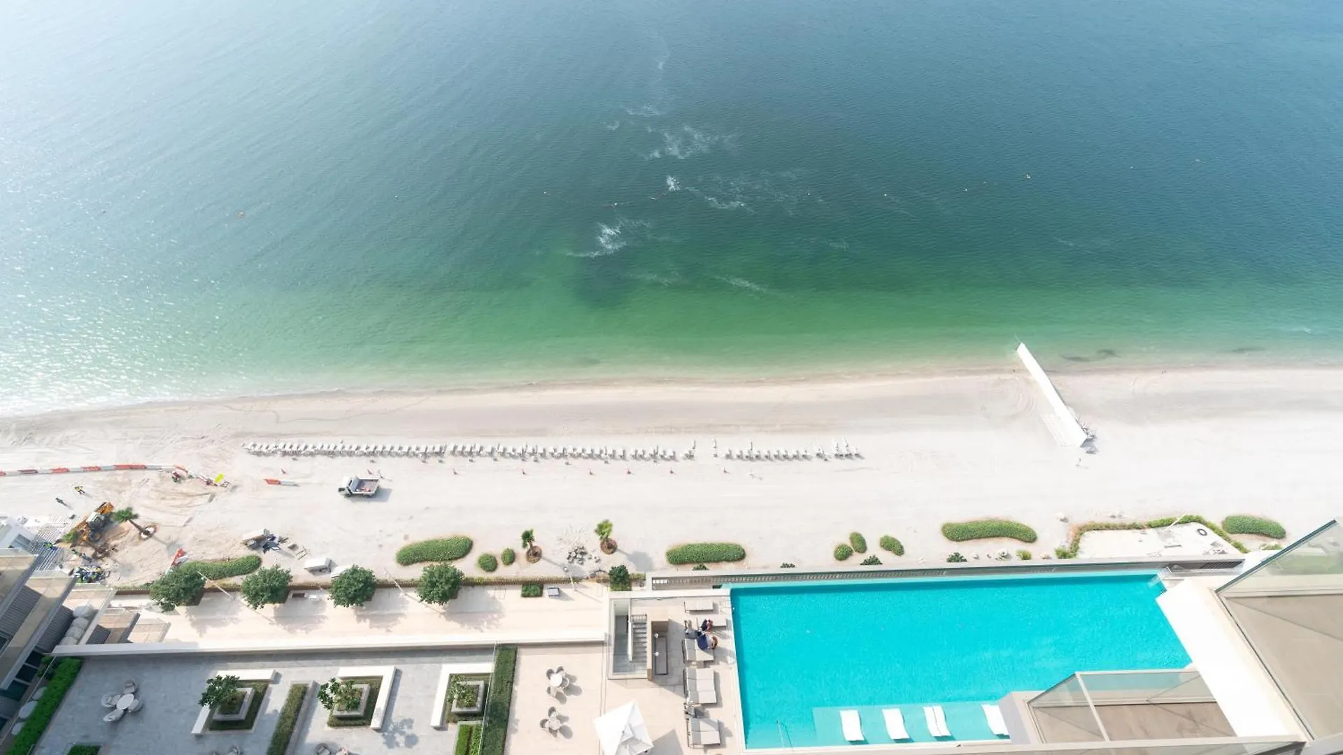 Apartment Beach Isle Tower 2 - Beachfront Stunning - Full Sea Views Dubai
